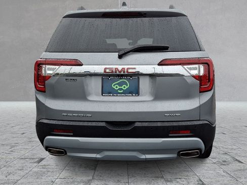 Certified 2023 GMC Acadia SLT w/ Technology Package AWD/4WD image 6