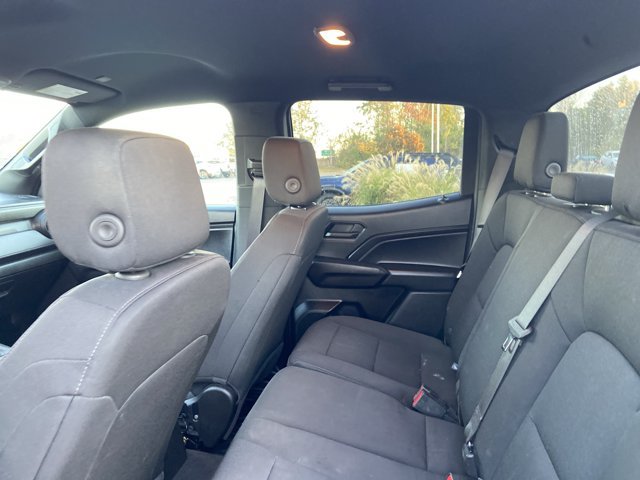 Used 2024 Chevrolet Colorado W/T RWD image 17
