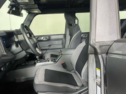 Used 2025 Ford Bronco Big Bend image 18