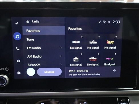 Used 2025 Toyota Camry LE image 15