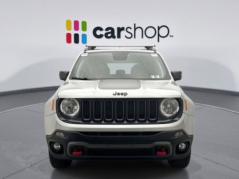 Used 2018 Jeep Renegade Trailhawk w/ Cold Weather Group II image 8