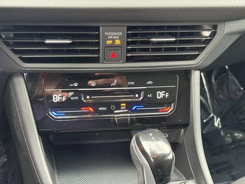 Certified 2025 Volkswagen Jetta S image 20