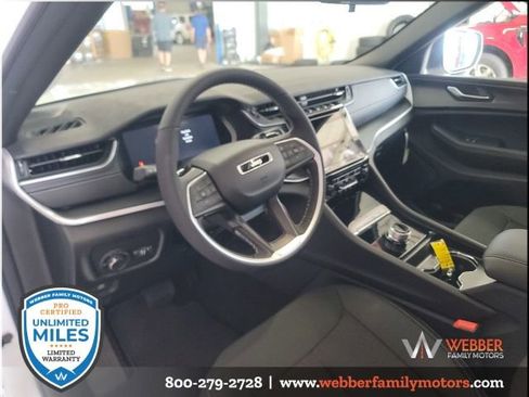 New 2025 Jeep Grand Cherokee L Laredo w/ Luxury Tech Group I image 14