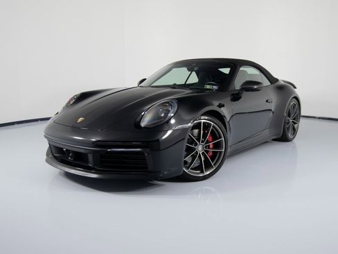 Certified 2021 Porsche 911 Carrera 4S image 6