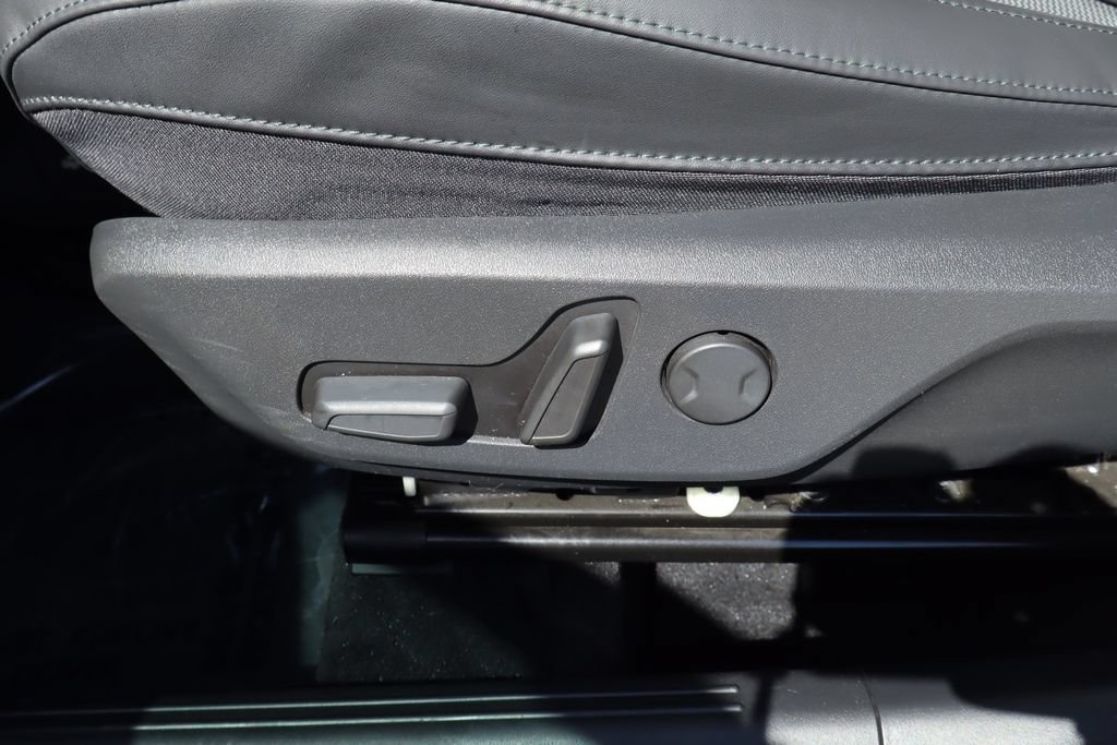 Used 2023 Kia Niro EX FWD image 20