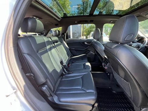 Used 2018 Audi Q7 3.0T Premium Plus w/ Premium Plus Package AWD/4WD image 26