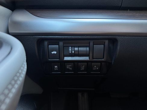 Used 2018 Subaru Legacy 2.5i Limited image 24