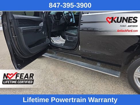 Used 2024 Ford Expedition Platinum image 14