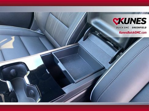 New 2026 Buick Enclave Avenir w/ Super Cruise Package FWD image 31