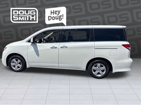 Used 2014 Nissan Quest SV FWD image 2