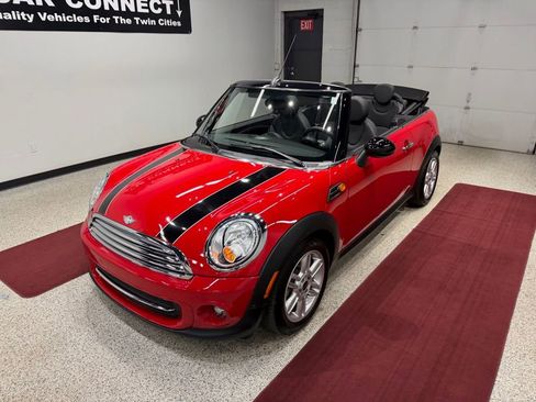 Used 2014 MINI Cooper Convertible FWD image 4