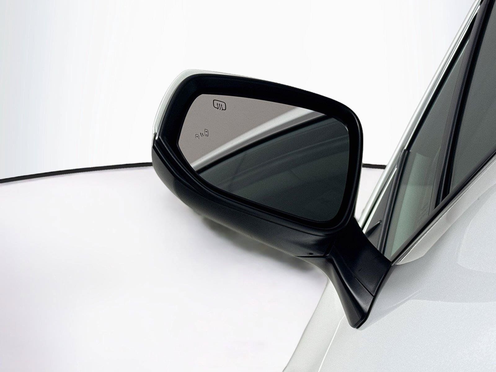 Certified 2026 Toyota Sienna XLE FWD image 5