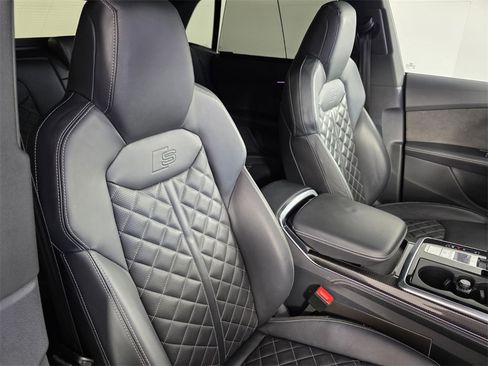 Used 2021 Audi SQ8 Prestige image 30
