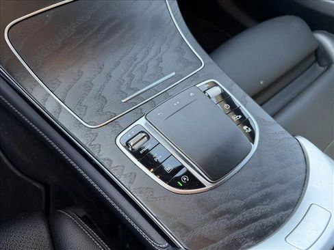 Used 2021 Mercedes-Benz GLC 300 GLC 300 image 21