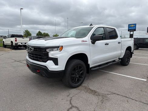 New 2026 Chevrolet Silverado 1500 LT Trail Boss w/ Convenience Package II AWD/4WD image 7