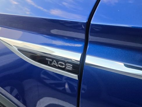 Used 2024 Volkswagen Taos S FWD image 11