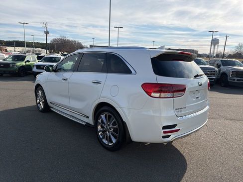Used 2017 Kia Sorento SX image 5