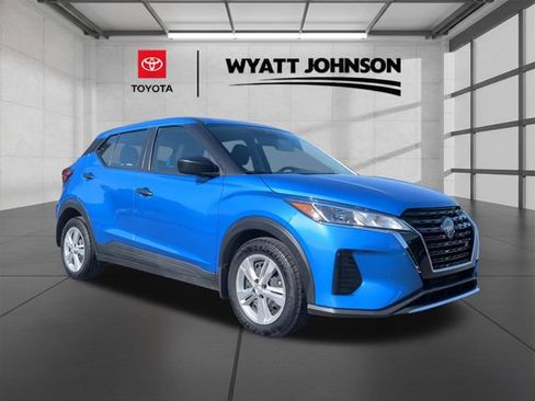 Used 2024 Nissan Kicks S w/ Interior Electronics Package FWD image 7