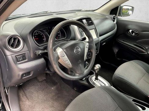 Used 2019 Nissan Versa SV FWD image 14