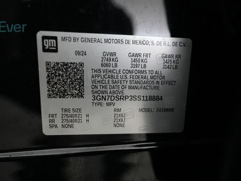 Used 2025 Chevrolet Equinox EV RS FWD image 25