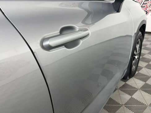 Used 2021 Toyota Highlander XLE image 32