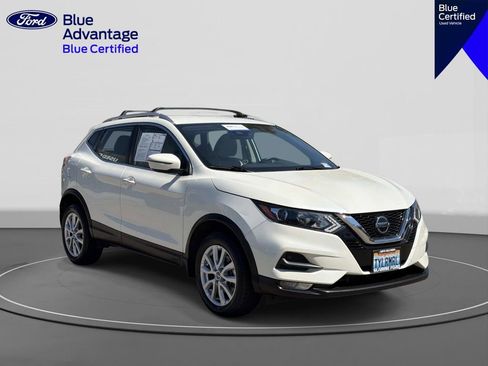 Used 2020 Nissan Rogue Sport SV w/ All-Weather Package AWD/4WD image 4