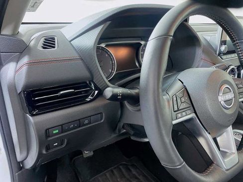 Certified 2024 Nissan Sentra SR w/ SR Premium Package image 8