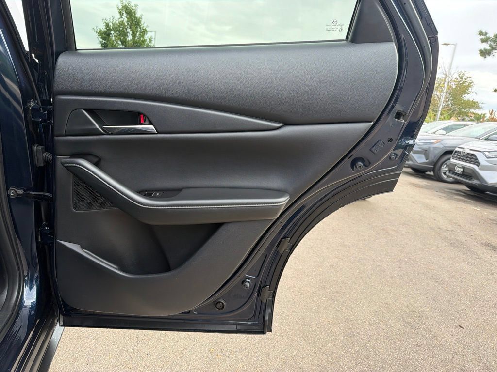 Used 2025 MAZDA CX-30 AWD 2.5 S w/ Preferred Package image 14
