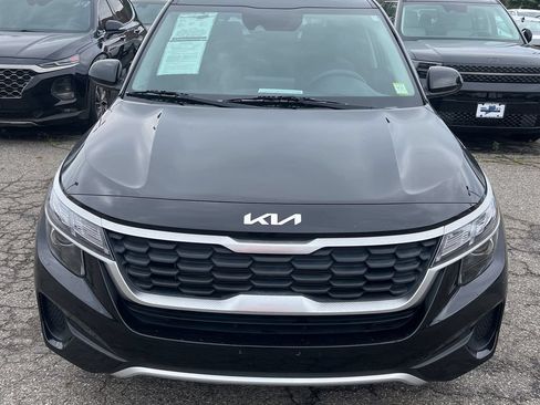 Used 2023 Kia Seltos LX AWD/4WD image 8