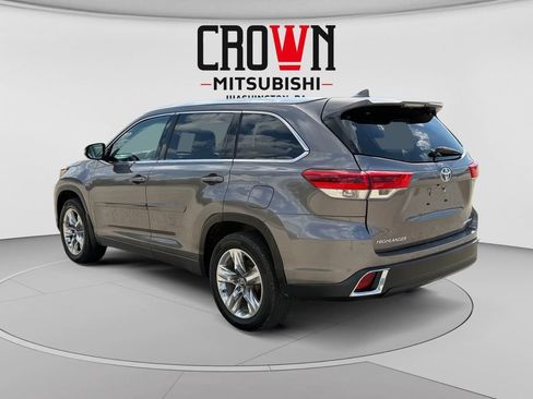 Used 2019 Toyota Highlander Limited Platinum AWD/4WD image 5