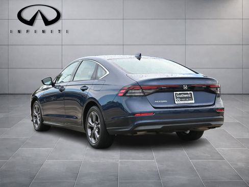 Used 2023 Honda Accord EX image 5