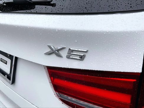 Used 2018 BMW X5 xDrive35i w/ M Sport Package AWD/4WD image 31