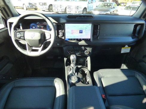 New 2025 Ford Bronco Big Bend w/ Black Diamond Package image 18