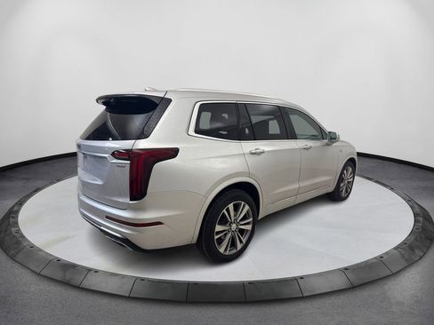 Used 2020 Cadillac XT6 Premium Luxury FWD image 5