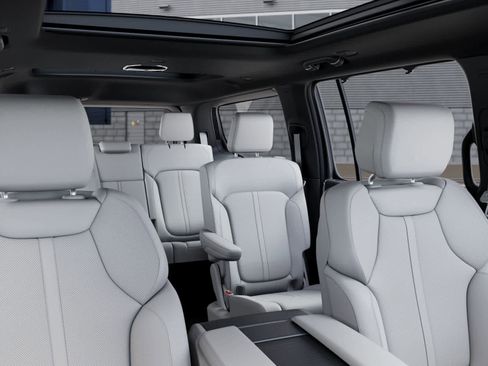 New 2026 Jeep Grand Wagoneer Limited AWD/4WD image 26