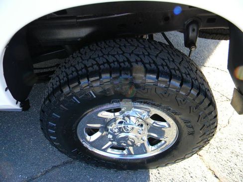 Used 2022 RAM 2500 Tradesman w/ Safety Group image 26