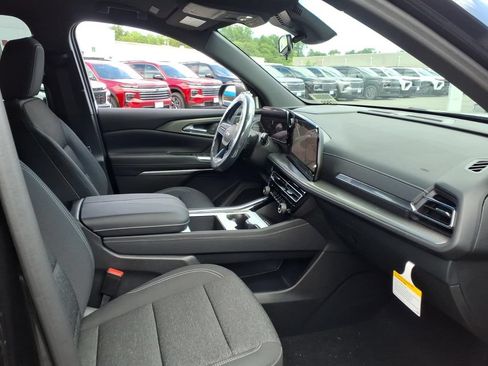 New 2026 Chevrolet Traverse LT AWD/4WD image 18