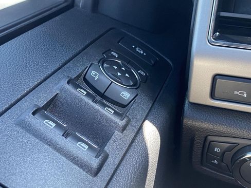 Used 2021 Ford F350 Lariat AWD/4WD image 17