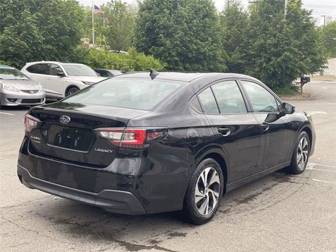 Used 2025 Subaru Legacy Premium AWD/4WD image 5