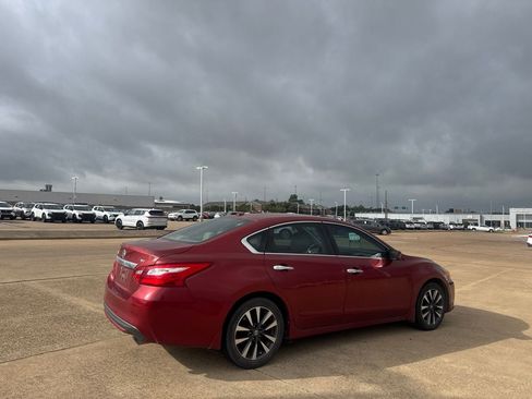 Used 2016 Nissan Altima 2.5 SV FWD image 20