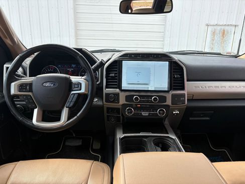 Used 2022 Ford F250 Lariat w/ Lariat Ultimate Package image 25