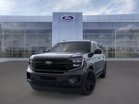 New 2026 Ford Expedition Max Platinum AWD/4WD image 2