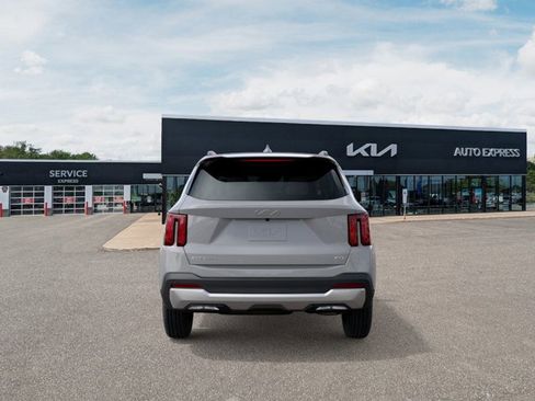 New 2026 Kia Sorento S image 5