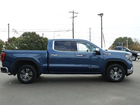 Used 2024 GMC Sierra 1500 SLT image 4