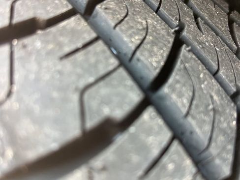 Used 2023 Buick Envision Essence w/ Sport Touring Package image 10