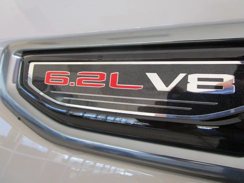 New 2026 GMC Sierra 1500 AT4 w/ AT4 Premium Package AWD/4WD image 13