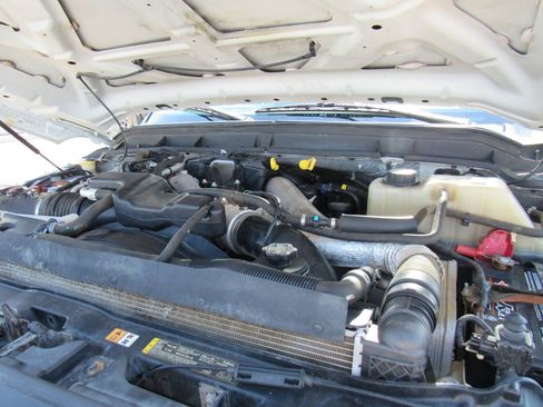 Used 2014 Ford F450 XL w/ Power Equipment Group image 22