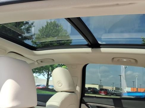 Used 2023 Buick Envision Avenir AWD/4WD image 14