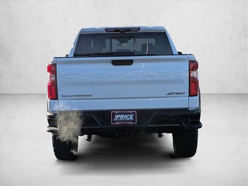 Used 2023 Chevrolet Silverado 1500 ZR2 w/ Technology Package image 6