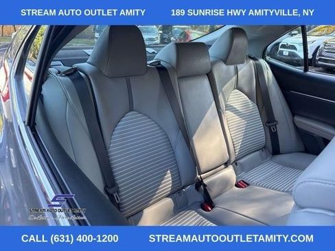 Used 2020 Toyota Camry SE w/ Cold Weather Package AWD/4WD image 17